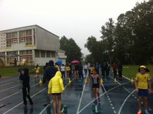 ORDENANDO SUS TACOS ANTES DE LA SALIDA